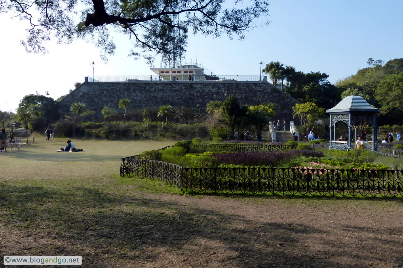 Mountain Lodge Foundations and Garden, Victoria Peak (3 Feb, 2014)